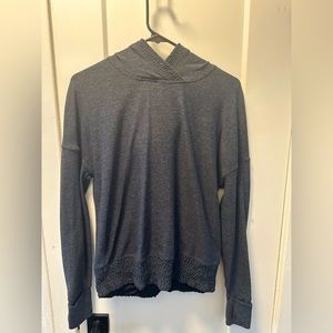 Lululemon Pull Over
